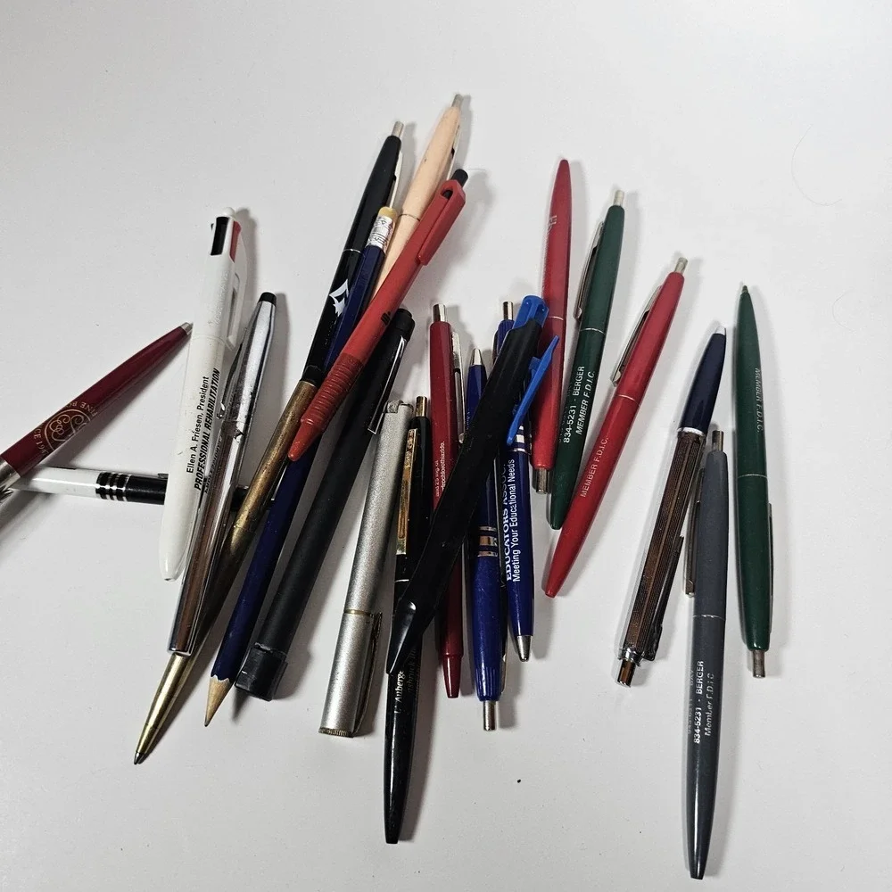 Vintage Bic Clic Advertisement Ballpoint Pen Lot Unknown Condition